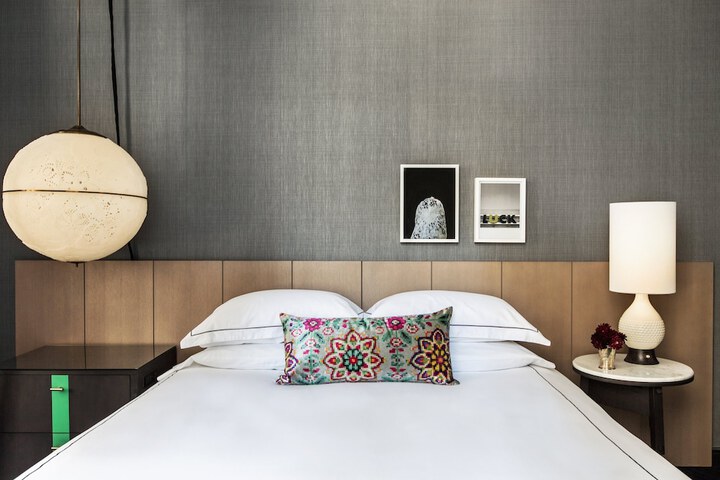 Room 42 of 130