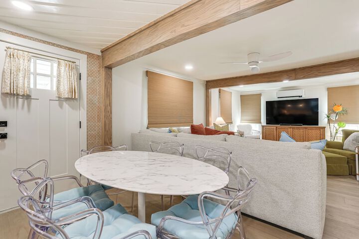 Walk to Lake Texoma: Kingston Retreat w / Deck!