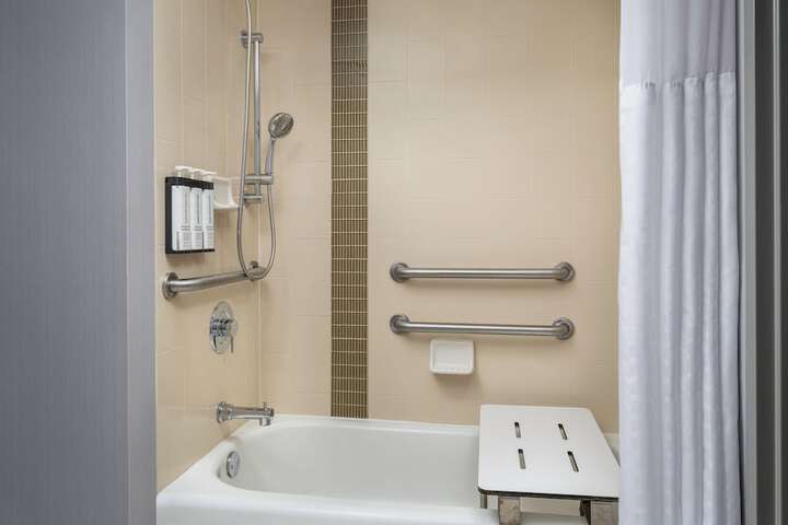 Hyatt Place Columbia / Harbison