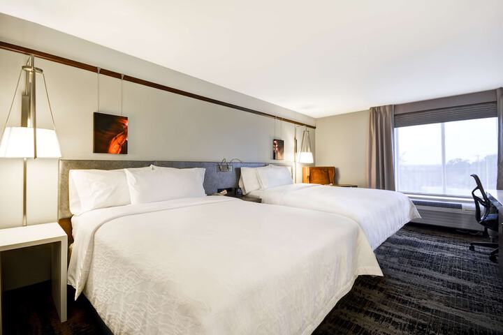 Room 22 of 48