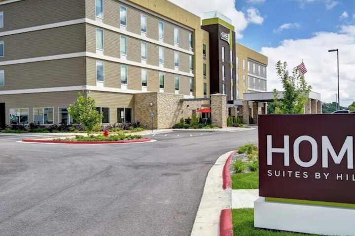 Hotel 3 of 53