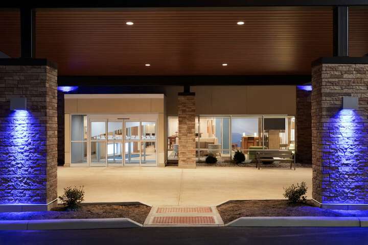 Hotel 2 of 37