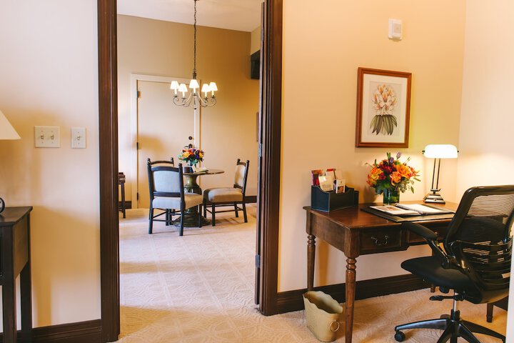 Room 26 of 103