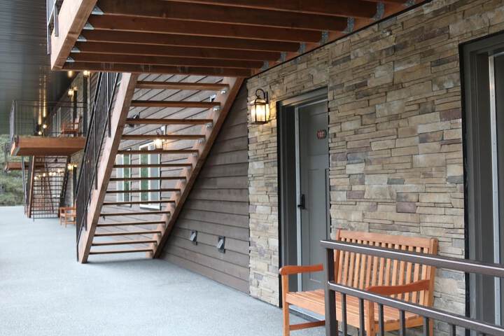 Spruce Lodge