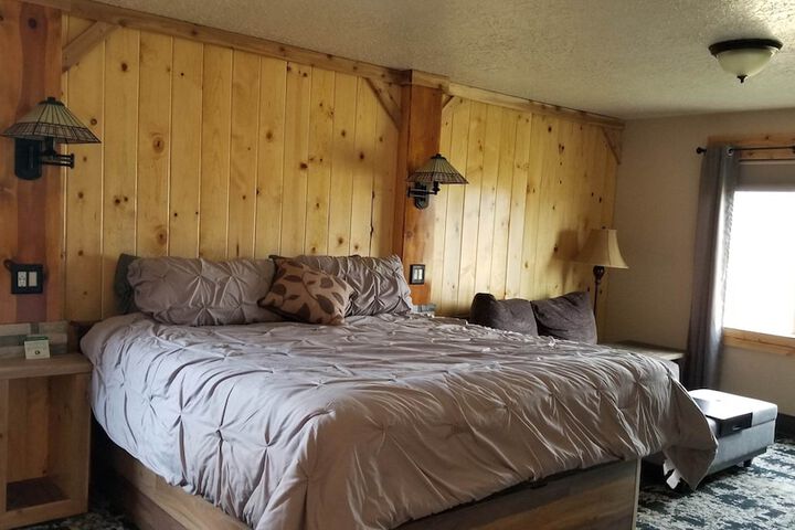 Western Royal Inn