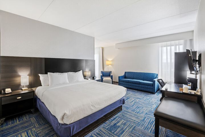 Room 48 of 62