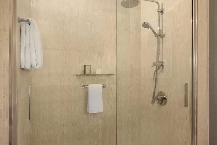 Room 40 of 108