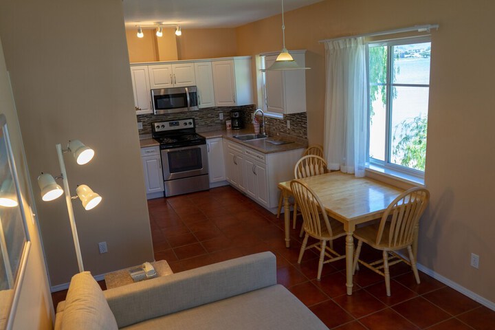 Sandy Beach Suites
