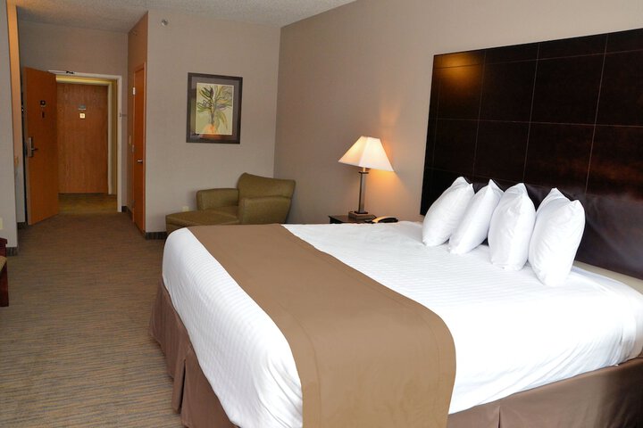 Room 35 of 52