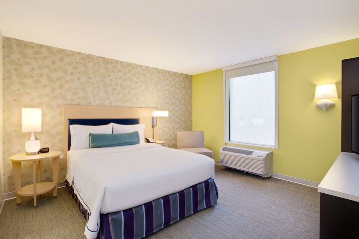 Room 18 of 26