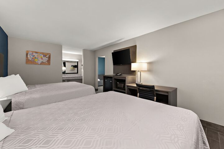Room 12 of 13