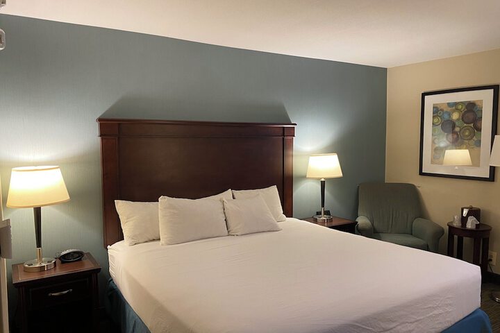 Room 20 of 33