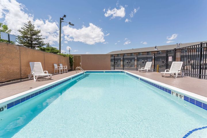 Pool 2 of 16