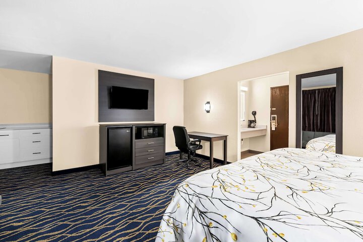 Room 20 of 30