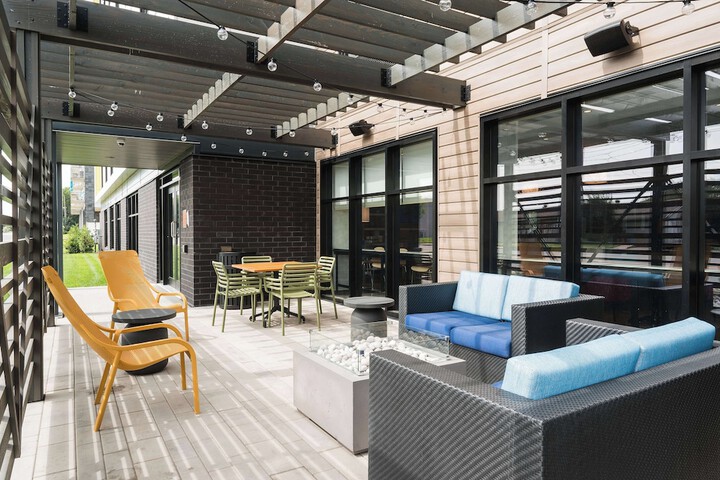 Terrace/Patio 42 of 44