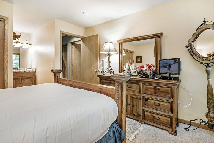 Room 34 of 57
