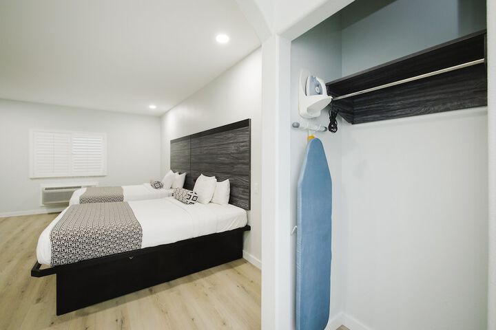 Sapphire Inn and Suites