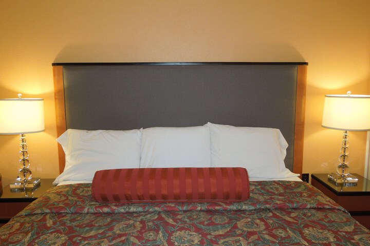 Room 11 of 49