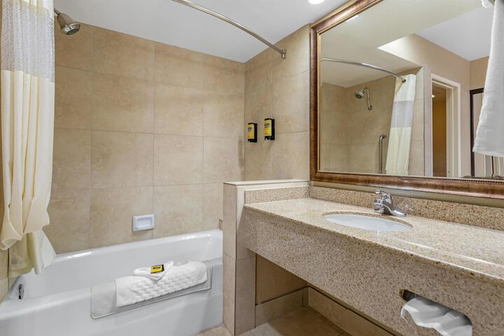 Best Western Plus Big America