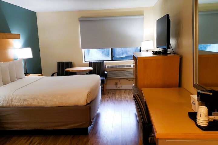 Room 22 of 43