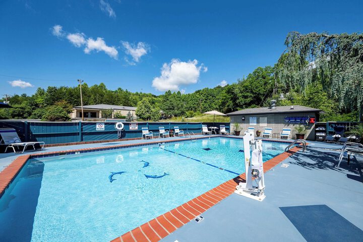 Pool 11 of 45