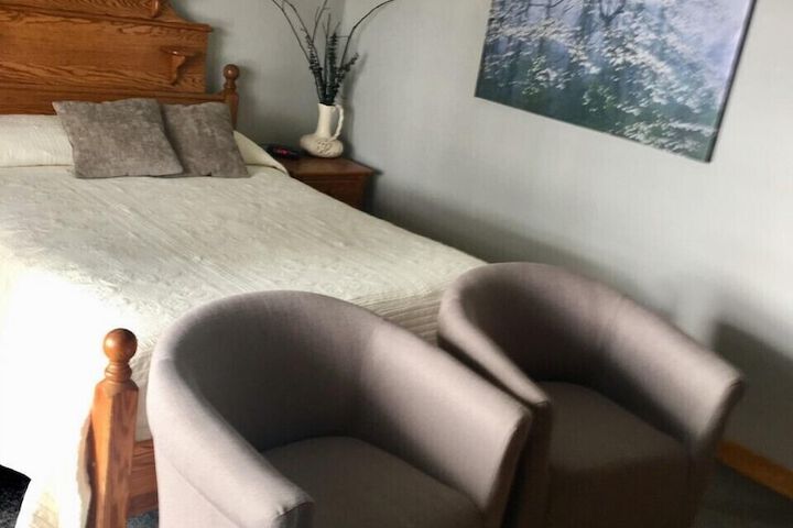 Room 48 of 67