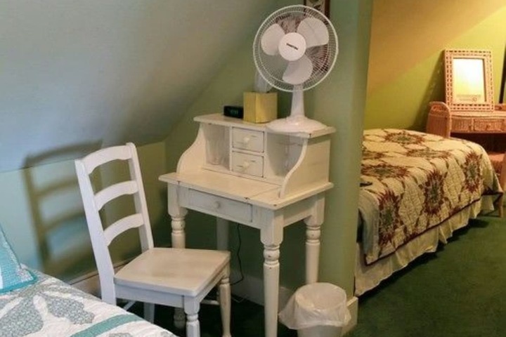 Room 20 of 26