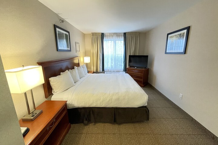 Smart Suites an Ascend Collection Hotel