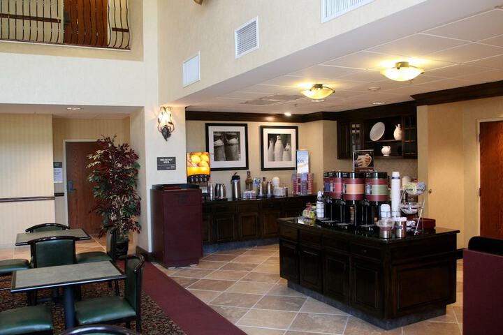 Hampton Inn & Suites Oxford Anniston