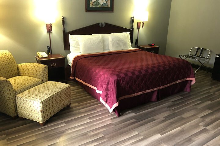 Room 6 of 6