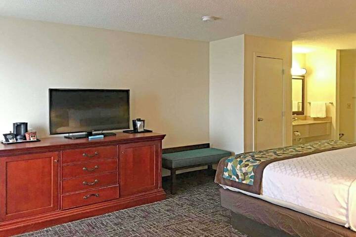 Room 17 of 42