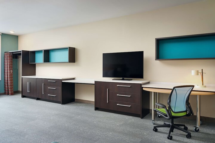 Room 20 of 33