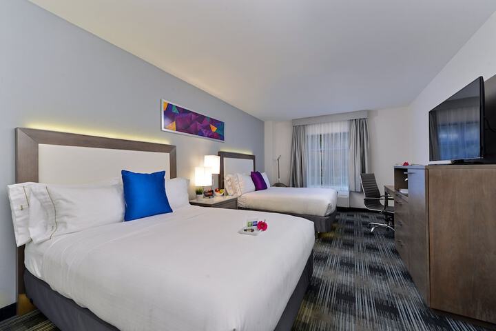 Room 38 of 61