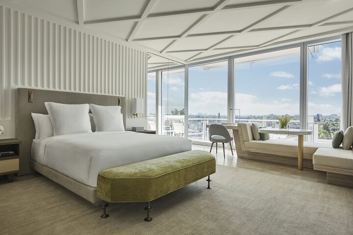 Room 54 of 92