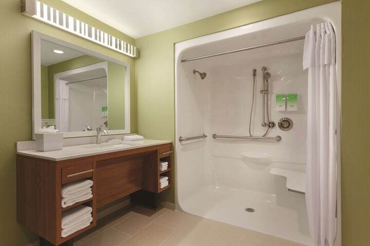 Home2 Suites by Hilton Erie PA