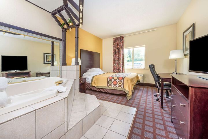 Room 16 of 21