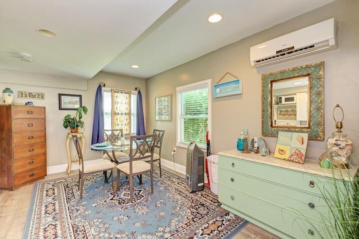 AMI Lighthouse Cottage-one Minute Walk To The Beach-keyless Locks