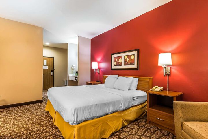 Quality Inn & Suites