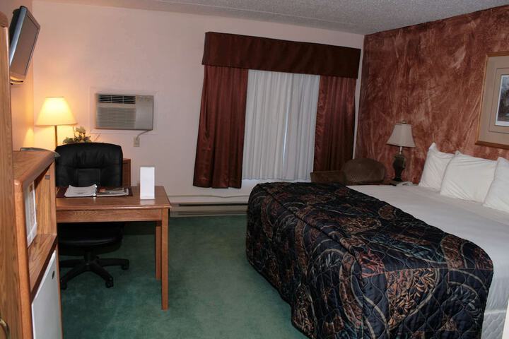 Room 15 of 28
