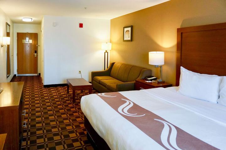 Room 13 of 46