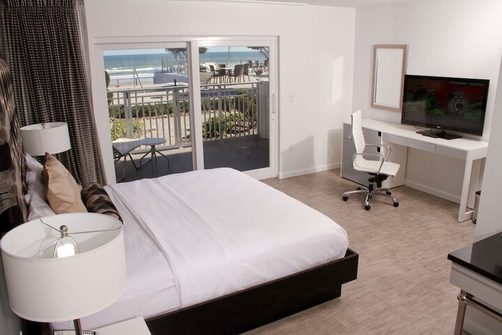 Lotus Boutique Inn & Suites