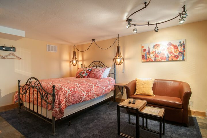 Room 20 of 34