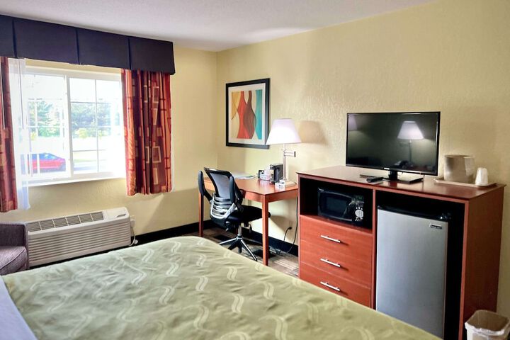 Room 36 of 72