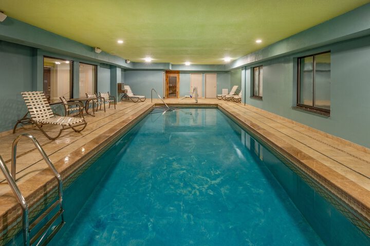Pool 8 of 84
