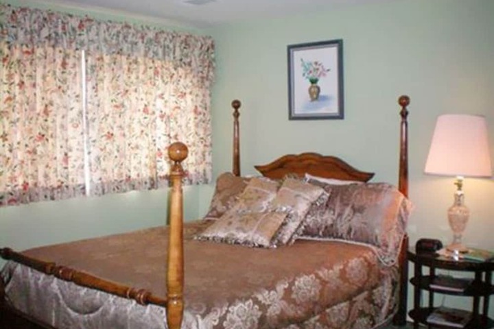 Montague Inn