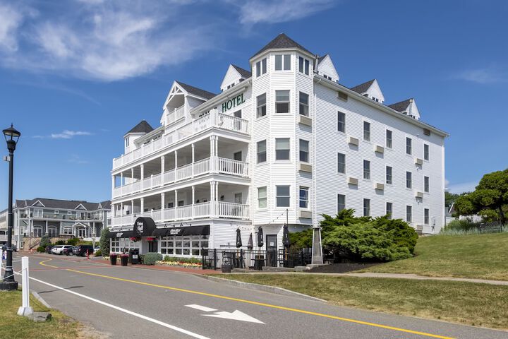 Union Bluff Hotel & Meeting House