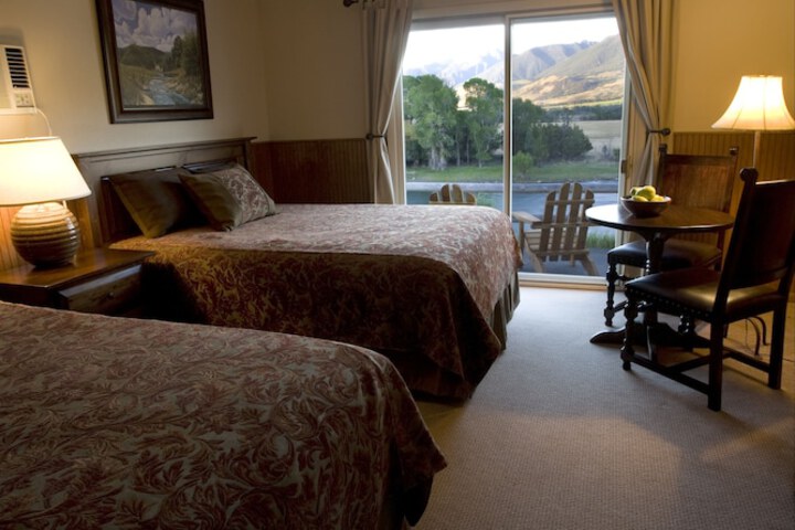 Yellowstone Valley Lodge an Ascend Collection Hotel
