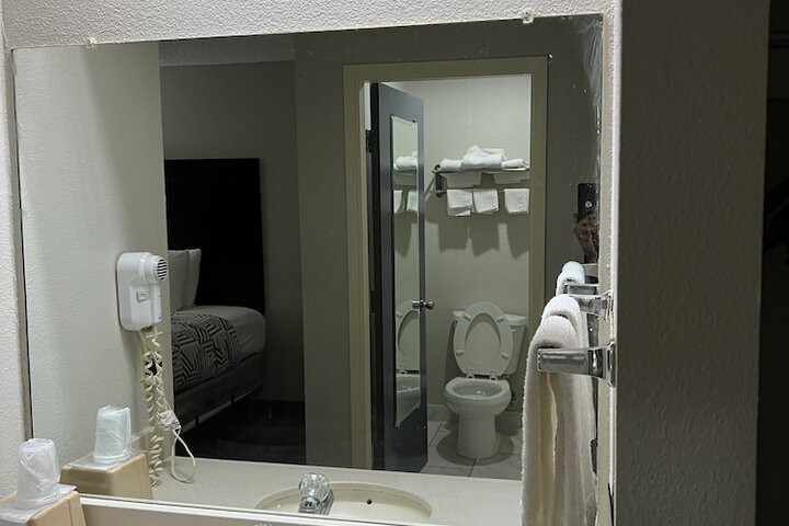Room 25 of 45