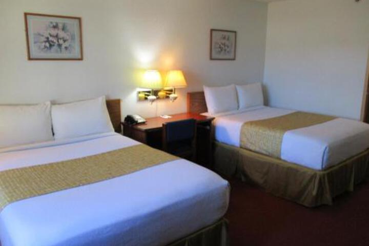 Smart Choice Inn and Suites