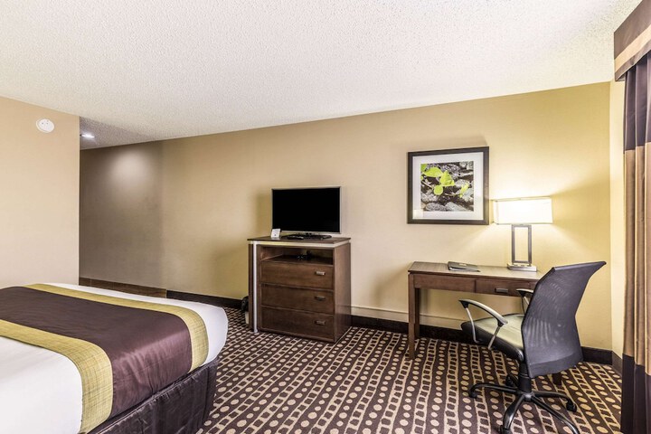 Quality Inn West Plains